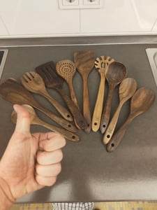 Bikolo® Set Utensili da Cucina in Legno 10 Pezzi - Spatola in Legno - Mestolo - Cucchiaio da Portata - Schiumarola - Set Mestoli Foto del cliente 1