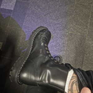 Steel - Full Black, 10-Loch Boots Kunden-Foto 1