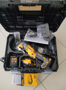 Outil multifonction sans fil DeWalt DCS 356 D1 18 V sans balais + 1 batterie 2,0 Ah + chargeur + 19 accessoires + TSTAK Photo du client 1