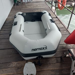 NEMAXX® Ponton 380 cm dla 7 osób wędkarski rekreacyjny 905 kg aluminiowa podłoga silnik do 30 KM w zestawie pompka manometr torba zestaw Zdjęcie produktu od klienta nr 4