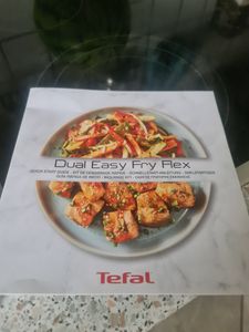 Tefal Dual Easy Fry Flex , Flex Heißluftfritteuse, FlexCook Trennwand, 9L Fassungsvermögen, Heißluftfritteuse, 9 l, 1,7 kg, 40 °C, 200 °C, 8 Person(en) Kunden-Foto 1
