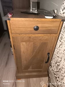 Tavolino COSTWAY, comodino con stazione di ricarica, tavolino con piano d'appoggio, cassetto, vassoio e mobiletto, tavolino da divano con ripiano, bianco Foto del cliente 1