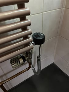 EMKE topné těleso 600 W s funkcí časovače pro ovládání pomocí wifi aplikace, antracit, 4 režimy vytápění Hlasové ovládání Childlock Google Home pro koupelnové radiátory Fotografie od zákazníka č. 1