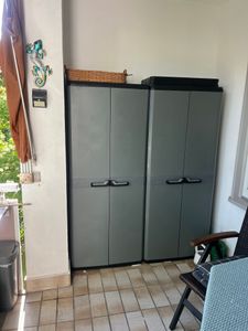Keter Keter Più Aufbewahrungsschrank - 1 Fachboden - 39x68x83cm - Dunkelgrau/Schwarz Kunden-Foto 2