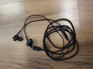 Type-C Earphones Sound by AKG EO-IC100 Kunden-Foto 2