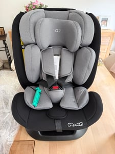 Booboo Safety London Kindersitz i-Size Reboarder, vorwärts  und  rückwärts Einbau, von 40 bis 150 cm, ohne Isofix - Black Grey Kunden-Foto 3