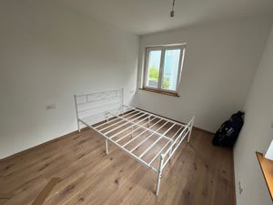 Yaheetech Metallbett Bettgestell 90 x 200 cm, Bettrahmen mit Flügelmuster Kopfteil, Weiß Kunden-Foto 1