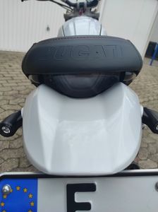 Luce posteriore a LED compatibile con Ducati Scrambler 400 Foto del cliente 1