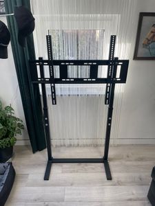 WISFOR TV stojan TV stojan pre 32" až 85" plochý LED LCD monitor, výškovo nastaviteľný, max. VESA 800x400 mm, do 40 kg Fotografia od zákazníka č. 1