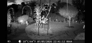 set di 2 repellenti solari a ultrasuoni per animali con rilevatore di movimento per giardino Foto del cliente 1