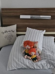 Schmidt Spiele Pumuckl, 17 cm, Kunden-Foto 1