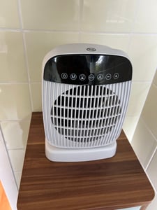 Silvercrest Heizlüfter Ventilator Heizgerät LCD SHLF 2000 E4 Fernbedienung Timer weiß Kunden-Foto 1