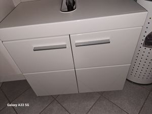 AmandaMandoBea meuble sous lavabo gris. Photo du client 1