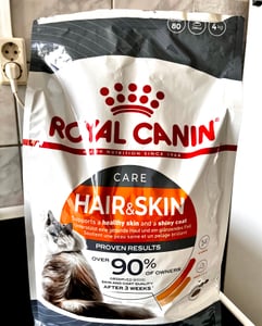 Royal Canin Hair & Skin Care, Adult, 2 kg, Antioxidantien enthalten Kunden-Foto 1