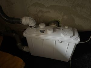 Pompy do ścieków sanitarnych z podnośnikiem Pompa do fekaliów z podnośnikiem dla gospodarstw domowych do prysznica i umywalki 700W Zdjęcie produktu od klienta nr 1