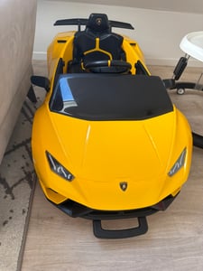 GOPLUS Kinder Elektroauto Lamborghini, 12V Kinderauto mit Fernbedienung & LED-Lichter & Musik, Hupe, USB, 3 Gang Elektrofahrzeuge 3-5 Km/h, Gelb Kunden-Foto 1