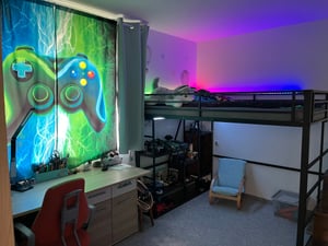 Merax Etagenbett Hochbett 140x200 cm, mit LED-Licht, Ablagefach, integrierten Stufen, Kinderbett, Metall Stockbett, Jugendbett, Eisenbett, Weiß Kunden-Foto 2