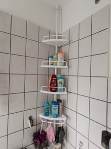 Duschablage Duschregal, höhenverstellbar, 95-300cm, 4 Ablagen, 3 Haken Kunden-Foto 9