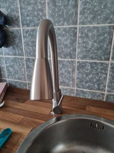 Wasserhahn Küche 360° Küchenarmatur mit Ausziehbarer Brause Spültischarmatur aus Edelstahl Mischbatterie Küche mit Dual-Spülbrause, Schwarz Kunden-Foto 6