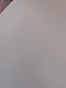 SoBuy® Schreibtisch mit 3 Ablagen,Arbeitstisch.Computertisch,Bürotisch,FWT35-W Kunden-Foto 3