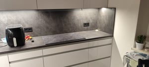Plaque de recouvrement pour cuisinière 80x52cm en 1 partie Couverture de plaque vitrocéramique Protection contre les éclaboussures, Ardoise Grise Photo du client 2