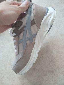 Arbeitsschuhe Stahlkappenschuhe Herren Leichtgewichtige Sicherheitsschuhe Atmungsaktive Anti-Rutsch Arbeitsschuhe Kunden-Foto 6