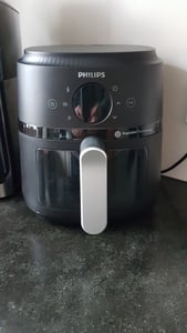 Philips 2000 series NA231/00 Airfryer , 6,2 l (Silber), Heißluftfritteuse, 6,2 l, 1 kg, Rapid Air, 60 °C, 200 °C Kunden-Foto 2