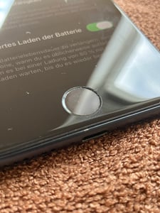 Apple iPhone SE, 11,9 cm (4.7"), 1334 x 750 px, 64 GB, 12 MP, iOS 15, Czerwony Zdjęcie produktu od klienta nr 4