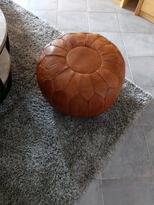 Pouf marocchino XL in vera pelle - nero - fatto a mano - consegnato riempito - poggiapiedi a sacco ottomano Foto del cliente 1