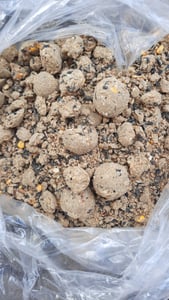 Futterbauer Meisenknödel ohne Netz ca. 100x90g  Vogelfutter Wildvogelfutter Ganzjahresvogelfutter Kunden-Foto 4