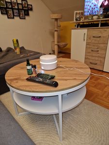 Schöner runder Tisch 