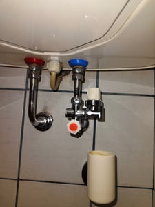 Válvula de seguridad Teka con presión de descarga de 6 bar, 1 unidad. Foto del cliente 1