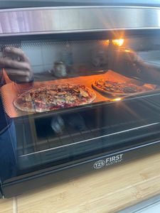 TZS First Austria - Mini Backofen mit Kochplatten 45L 3200W - Premium-X Coating - Temperaturregelung bis 230°C - 3 Einschubhöhen Kunden-Foto 1