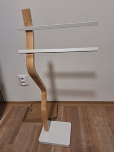 Portasciugamani Relaxdays, L x P x A: 75 x 38,5 x 18 cm, metallo, bambù, 3 aste, portasciugamani da appoggio, bagno, nero/naturale Foto del cliente 2