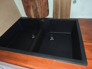 PRIMAGRAN Spülbecken Schwarz 78x50cm, Granitspüle 2 Becken + Ablauf-Set, Küchenspüle ab 80er Unterschrank - Madrid Twin Kunden-Foto 1