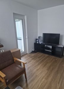 Parrot Uncle TV-Schrank für Fernseher bis 75 Zoll, MDF, Schwarz , mit 24" Elektrokamin und Farbwechselnde LED-Leiste, 168 x 42 x 56 cm, 54 kg Tragkraf Kunden-Foto 1