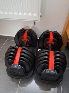 LUXTRI Nastaviteľná činka s otočným mechanizmom Nastaviteľná hmotnosť od 2,5 do 24 kg Nastaviteľná tréningová činka pre domácnosť Sada činiek Fotografia od zákazníka č. 1