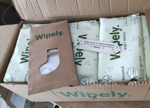 Wipely Baby Feuchttücher Sensitive 3er Set (216 Stück) – 99% Wasser, Ohne Parfum & Alkohol,  getestet, Biologisch abbaubar, recycelbar Kunden-Foto 1