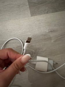 Nabíječka Apple 20 W + 2 m nabíjecí kabel USB‑C na USB-C iPhone 15 16 17 Pro Max iPad Macbook AirPods Fotografie od zákazníka č. 4