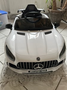 Audi RS e-tron GT  Kinderauto Kinder Elektroauto 12V mit Musik，breitem Sitz, verstellbarem Sicherheitsgurt Schwarz Kunden-Foto 2