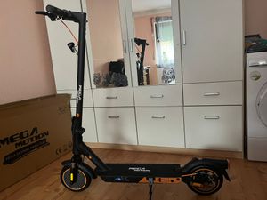 MEGA MOTION Elektroscooter E-Scooter mit Straßenzulassung ABE 8.5 Zoll Elektroroller mit Tasche, 20KM/H ,400W, APP, 7,8AH,faltbar,Duales Bremsen Kunden-Foto 4