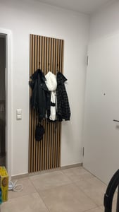 Akustické panely – sada z vysoce kvalitního MDF s dýhou z pravého dřeva – zvuková izolace, plst, dřevěné lamely, skandinávský styl – 120 x 60 x 2,1 cm – 4 panely Fotografie od zákazníka č. 1
