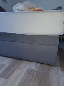 DEWINNER Matelas 140x190 cm, Matelas en Mousse à Mémoire de Forme Haute Densité,Fermeté Moyenne,Épaisseur 25cm,Hypoallergénique,Sommeil Isolé,7 Zones Photo du client 9