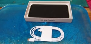 Samsung Galaxy A55 5G , 16,8 cm (6.6"), 8 GB, 128 GB, 50 MP, Android 14, Blau Kunden-Foto 2
