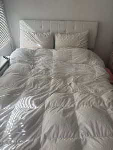 UnboxG Boxspringbed 140x200 cm, teddypluche, crème kleur, met opbergruimte & USB-poort, hydraulisch verstelbaar – bed met opbergruimte Klantenfoto 1