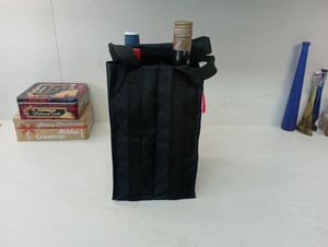 achilles Flaschentasche 4 Fächer je 1,5 Liter – Reißfester Flaschenkorb mit Klettband – Faltbarer Flaschenträger mit Trennwänden – Flaschen Einkaufstasche für Wasserflaschen, Wein und Bier – Schwarz Kunden-Foto 1