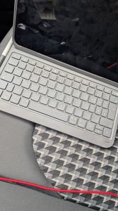 Inateck Tastatur Hülle für iPad Air 13 Zoll (2026/2025/2024), Ultraleichte Tastatur Hülle für ipad Pro 12.9 Zoll 6/5/4/3,QWERTZ,mit Stifthalter Kunden-Foto 1