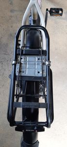 Westmark Fahrradkoffer für alle Gepäckträger, inkl. Befestigungsmaterialien, Diebstahlsicher, 14 Liter, Touring Tresor, 5430GE6S Kunden-Foto 2