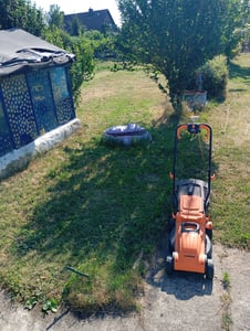 LawnMaster MEB1434M Elektrická kosačka 1400W 34cm Nastaviteľná výška kosenia Fotografia od zákazníka č. 1
