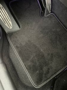 Premium Fußmatte Fahrer matte vorne links für Volkswagen Tiguan 2007-2015 Kunden-Foto 8
